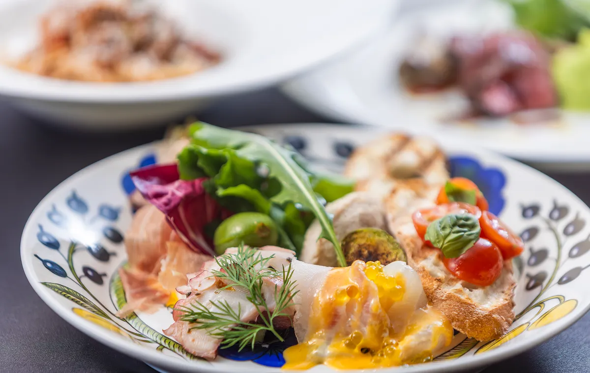 Ristorante ARCOの前菜プレート